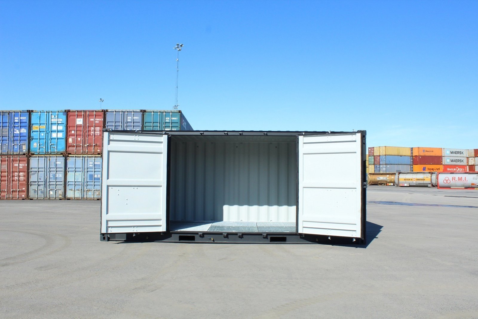 20ft High Cube Container – Hazardous Waste Container, Side opening (9ft 6′ high) - Image 9